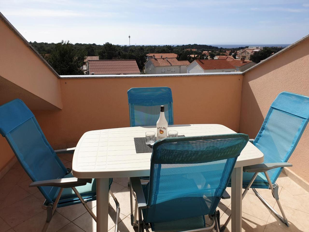 Apartment Valamar Novalja Exterior photo