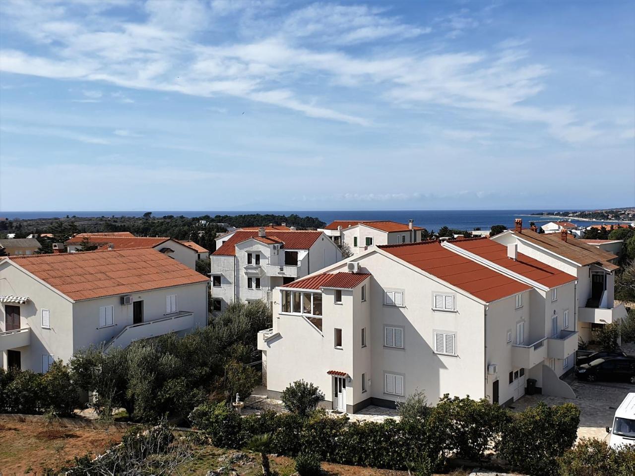 Apartment Valamar Novalja Exterior photo